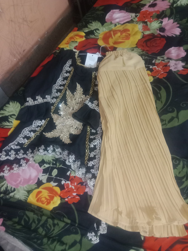 Girls suit