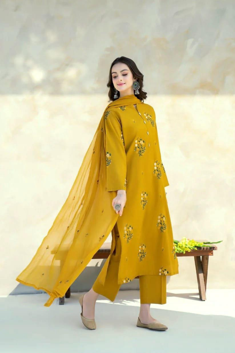 Women's 3 piece lawn unstitched embroided suit
